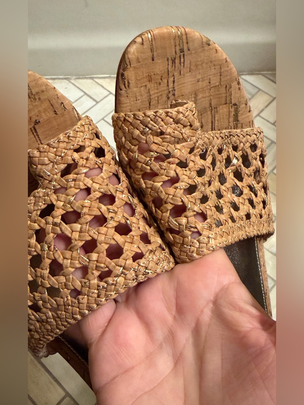 Donald Pliner Melrose3 Sparkle Cork Low Heels Natural Woven Sandal Size 10 - Picture 9 of 16